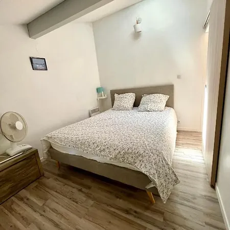 Apartment Charmant Appartement Tout Confort Avec Terrasse *